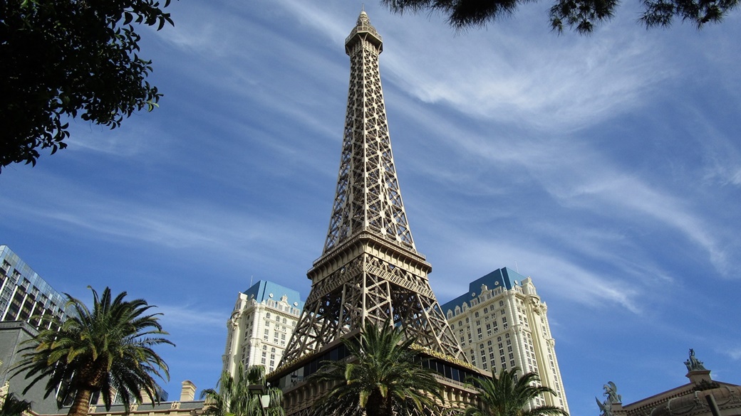 Eiffel Tower in Las Vegas – Height, Tickets, and Fun Facts | © Reinhard Link / Flickr.com