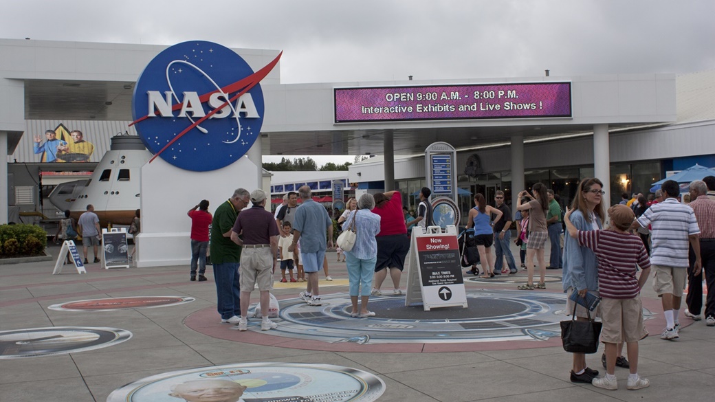 The Best Kennedy Space Center Experience: Tours, Tickets, and Facts | © Ryan Crierie / Flickr.com