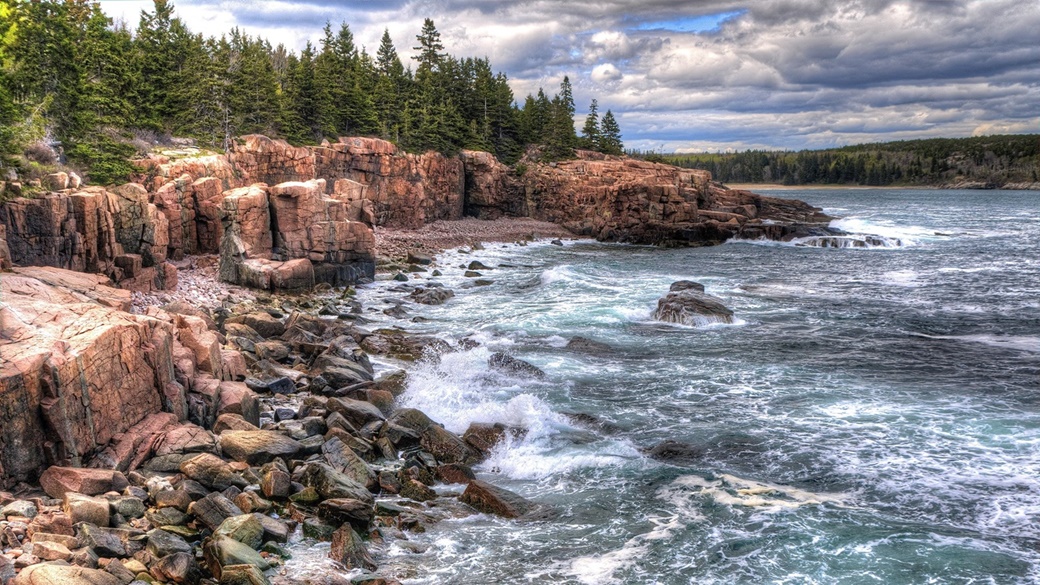 Thunder Hole in Acadia NP | © Kim Carpenter