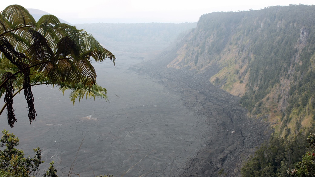 Volcanoes National Park | © Lauren Bacon