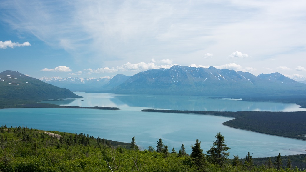 View from Dumpling Mountain Trail in Katmai NP | © Christoph Strässler