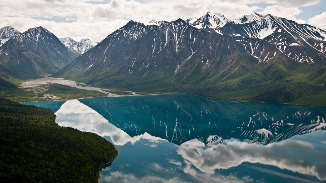 Telaquana Lake, Lake Clark National Park | © Lake Clark National Park & Preserve