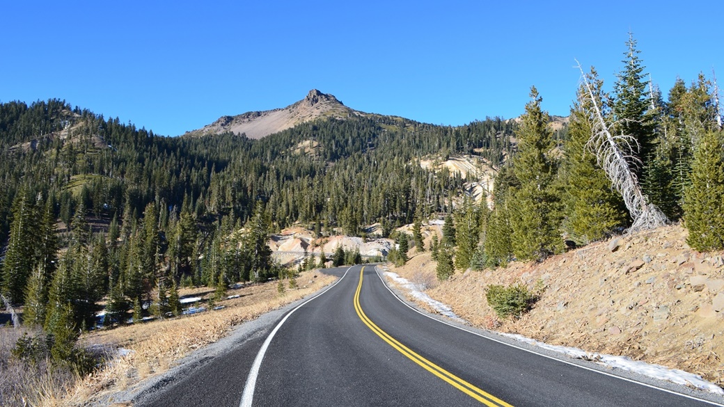 Lassen Volcanic National Park | © LassenNPS