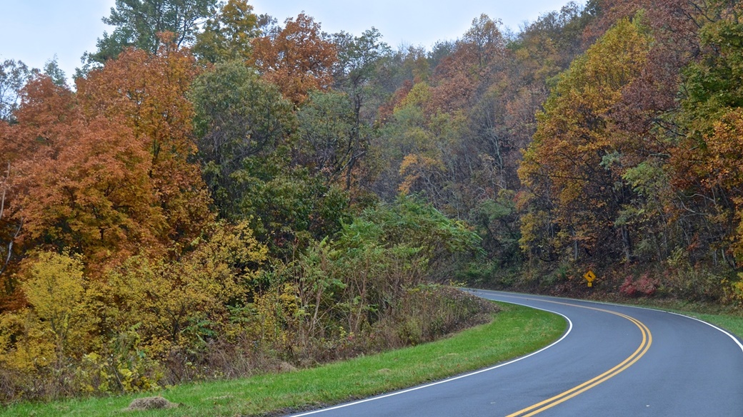 Skyline Drive in Shenandoah National Park | © David McSpadden