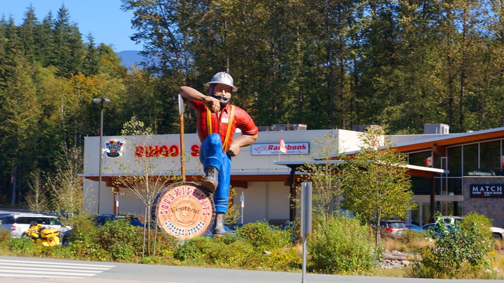 Paul Bunyon statue in Atlanta | © Kurman Communications, Inc.