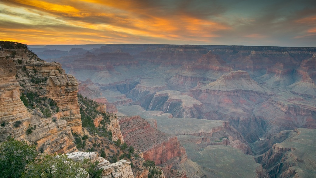 Explore USA: The Ultimate Monthly Travel Guide